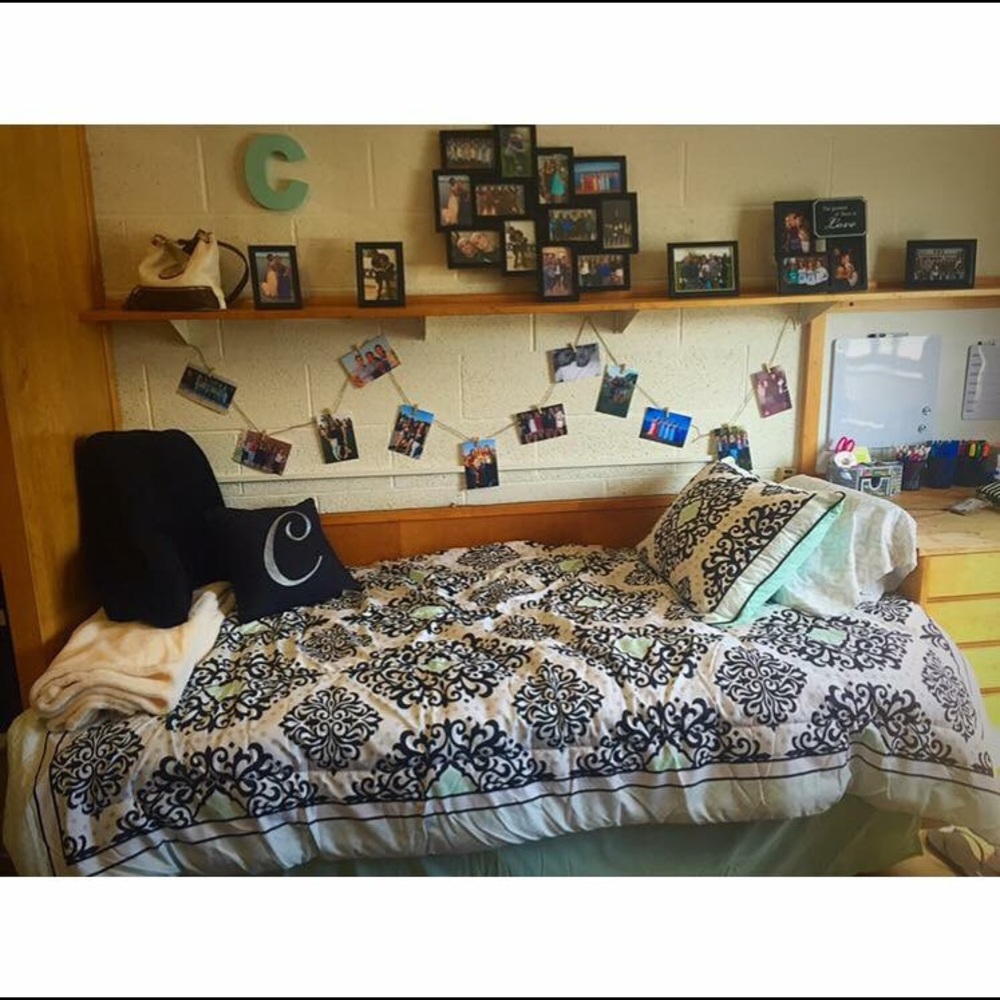 Twin XL comforter set